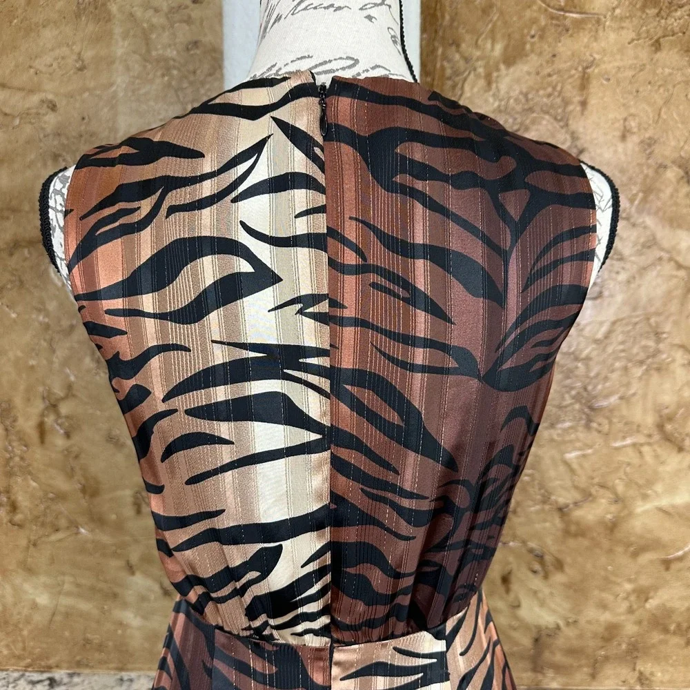 LPA Maxi Dress Womens XS Nikki Tiger Stripe Animal Print Asymmetric Flowy‎
